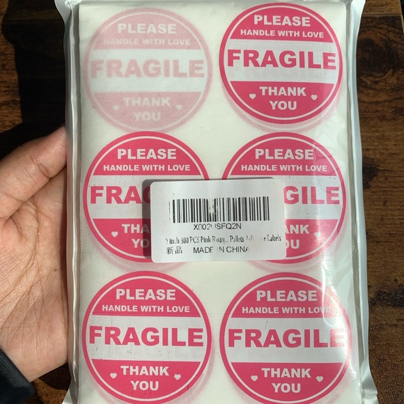 2 inch Pink “Round fragile, handle with care” shipping labels for mailing - Picture 2 of 4